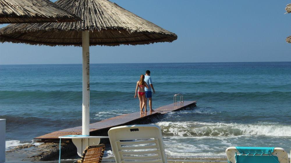 Tinos Beach Hotel Eksteriør billede